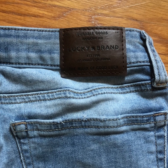 Lucky Brand light wash skinny jeans - Picture 3 of 4